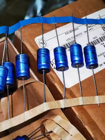 Axial electrolytic capacitor PH 220UF 1000uf 330UF 10uf 470uf 680uf 47UF 68UF 100V 63V 40V