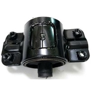 [J2 Auto Parts] TOYOTA Dina DYNA 13B/14B/15B Rear (Large) Engine Feet