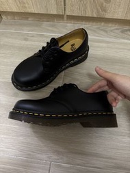 Dr. Martens 1461 黑色皮鞋