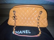 Chanel漆皮手挽/側肩袋