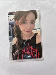 lesserafim sakura 小卡