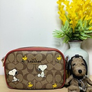 全新現貨 coach × Snoopy 聯名 經典復古印花紋 相機包 側背包