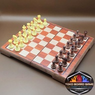 Travel Magnetic Chess Set - Premium High Quality Chess - Portable