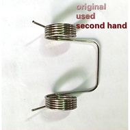 used  for BMW 5 Series 7 Series 520i 523i 525i 535i 730L i  headlight spray cover spring