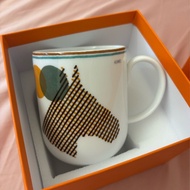 必買 收藏 現貨商品 全新商品 台灣專櫃 正貨商品 Hermes 馬年限定 馬術障礙馬克杯