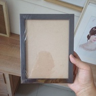 Uk 5R Photo Frame / Minimalist Photo Frame / Dark brown glass Frame