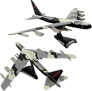 Daron Worldwide Trading B-52 Stratofortress Vehicle (1:300 Scale)