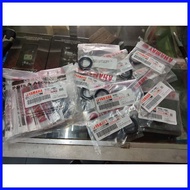 ➤ ➟ ⇦ Oil Seal Pulley side Aerox