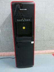 Water Dispenser 上流式水機, 換水省力, 紅黑機身, 時尚雅緻, 冷熱水正常, 全機已清洗及消毒, 可放心使用。火炭自取, 試好機滿意現金交收。