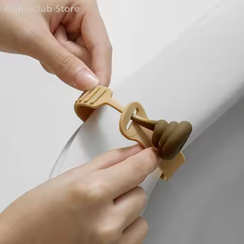 1Pc Toilet Lid Lifter Creative Faece Shape Portable Toilet Seat Lift Avoid Touching Toilet Cover Han