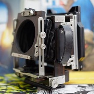 改裝日本名牌木製相機Ebony GP69F 可拍6x9, 4x5，配件Ebony 23 系列其他相機SW23, 23S, SV23等都啱用。超輕便中幅變大底，用即影即有同數碼後背都夾，加轉接版就可以用phase one, hasselblad digital back