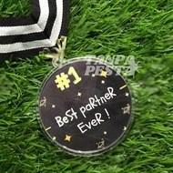 medali happy graduation costum - akrilik mendali wisuda