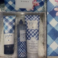 BBW Gift Wrap Ready Stock