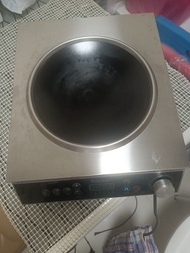 電磁爐 凹面設計