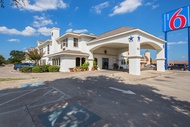 Motel 6 Irving, TX - Irving DFW Airport South