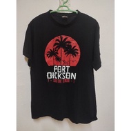 Size XL Port Dickson black T-shirt.