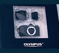 全新日本 OLYMPUS 相機玩具/可換鏡頭/ OLYMPUS OM-1 Black + Lens (2 Pcs)