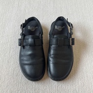 ￼Dr.Martens รองเท้ามือสองของแท้ ไม่มีกล่อง sz.39