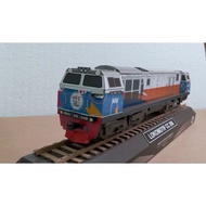 Papercraft locomotive cc206 hypetrip