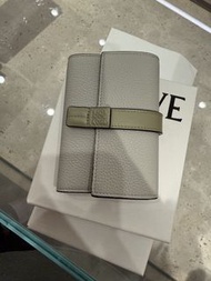 Loewe 銀包