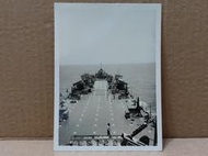 【早期黑白老照片】LST-221 中華民國海軍中權軍艦甲板 中海級戰車登陸艦 中字號 開口笑 民國98年除役 