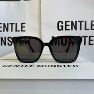 Gentle Monster Her 01 (Black)