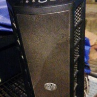 CM MATX 玻璃則板機箱