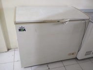 CHEST FREEZER MEREK RSA CF-210 BEKAS