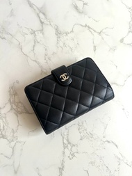Chanel 黑色菱格小羊皮革中夾 錢包 銀包 卡片零錢包 中古包 二手