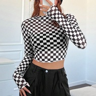 เสื้อครอปท็อป ลายตารางหมากรุก