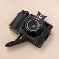 全城熱賣 - 適用於FUJIFILM X100VI 水牛紋PU皮質相機底座半套（黑色）