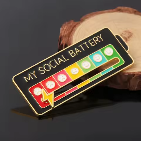 Social Battery Lapel Pins for Backpacks Women's Brooch Badges Metal on Backpack Brooches on Clothes 