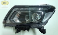 ไฟหน้า นิสสัน นาวาร่า NP300 รุ่นไฟ LED *โคมดำ* / Nissan Navara NP300 LED Black Edition