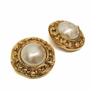 Chanel 仿珍珠金屬夾式耳環 金色、白色