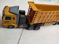 遙控貨櫃車