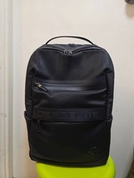 Descente Black 休閒背包