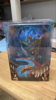 Hot Toys Cosbaby Venomized Groot Figure