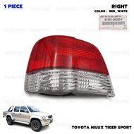 ไฟท้าย เสื้อไฟท้าย ของแท้ สีแดงขาว สำหรับ โตโยต้า Toyota Sport Rider 4WD SUV Wagon 5L LN165 ปี 1998-