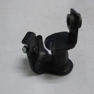 TOYOTA HILUX / 4RUNNER FRONT EXHAUST PIPE REAR BRACKET