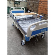 BRAND NEW ORIGINAL HOSPITAL BED 2CRANKS SET With Leather foam iv pole over bed table Function Backre