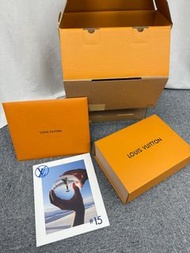 Louis Vuitton 磁石紙盒 LV magnetic foldable 🎁 gift box 可摺 禮物盒📦 big thick paper boxes 厚皮紙箱