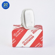 ไฟเลี้ยวข้างแก้ม ALTIS ปี 01-07 แท้ห้างTY (L/R) (81730-02040)(สินค้าราคาต่อ 1 ชิ้น)