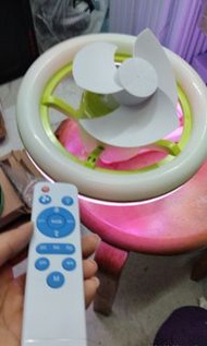 E27三色變光RGB彩色風扇燈(E27 48W Three-Color Dimming RGB Color 360-Degree Fan Light)