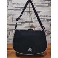 Crumpler Mc Bain's Baby M Sling bag preloved