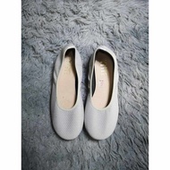 White Comfy Ballet Flats