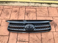 กระจังหน้า Toyota   Fortuner  2009-2010