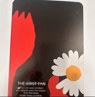 《換/賣》Toy Story * the first fan* GD G-Dragon crossover  06 紅叉雛菊 玩具總動員 海報 poster