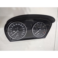 BMW E90 E92 instrument cluster meter 320i VDO
