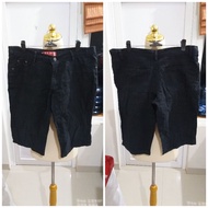 3/ Jeans4*