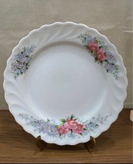 White porcelain floral plate 白色 瓷盤 早期 大同瓷器 花卉 波浪 銀邊 約21公分 收藏品 居家 擺飾品
